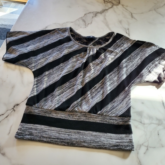 Iz Byer Black Gray Silver Striped Knit Sweater Top Size XL NWOT - Picture 5 of 16